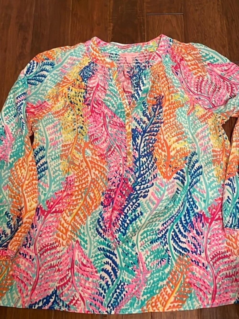 Lilly Pulitzer Elsa Top In Electric Feel - Size M - Picture 2 of 4